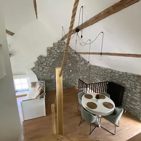 L' Instant D' Nuit * Biesme